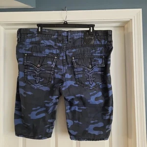 Rock Revival Shorts Herren 42 blau Tarnmuster Pattentaschen dicke Nähte Y2K Bermuda 13" - Bild 1 von 11