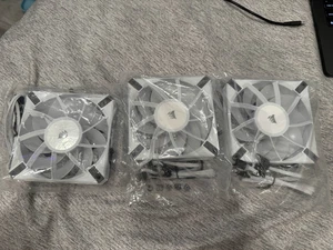 corsair af120 rgb elite white - Afbeelding 1 van 2
