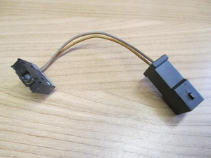 Microschalter Heckklappe Audi A6 4B Avant Öffner Heckklappengriff 8D5959489 - Bild 1 von 3
