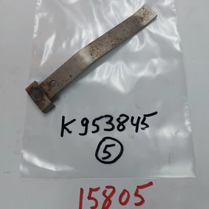 NOS TRACTOR PARTS K953845 RETAINER Case parts 1210, 1490, 1212, 1494, 1410, 1594 - Picture 1 of 1