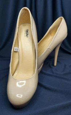 Nuevos tacones de aguja/plataforma Mossimo de charol nude Foto 1 de 4