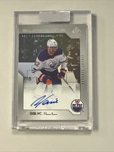 2023-24 Upper Deck Clear Cut Raphael Lavoie Auto - Picture 1 of 2