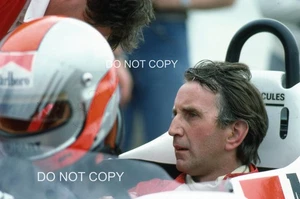 MCLAREN MP4/1B HELMET 1 JOHN WATSON F1 35MM SLIDE PHOTOGRAPH 1982 BRITISH GP - Picture 1 of 3