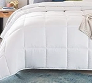 Linenspa down alternative comforter. All season, reversible, machine washable. - Picture 1 of 3