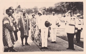 Carte photo Prince Léopold & Princesse Astrid de Belgique au Cambodge Indochine - Picture 1 of 2