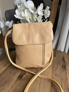 Tignanello leather shoulder bag small cross body bag - Picture 1 of 8