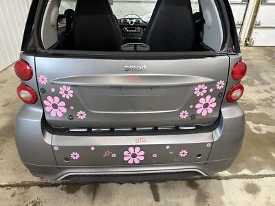 08-16 SMART FORTWO CUPÉ TRASERO INFERIOR MALETERO TAPA LEVADIZA TITANIA GRIS EAI Foto 1 de 4
