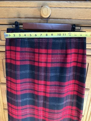 Talbots Mujer’s Falda Forrada, Largo Negro Y Rojo Cuadros, Talla 10 Foto 1 de 4
