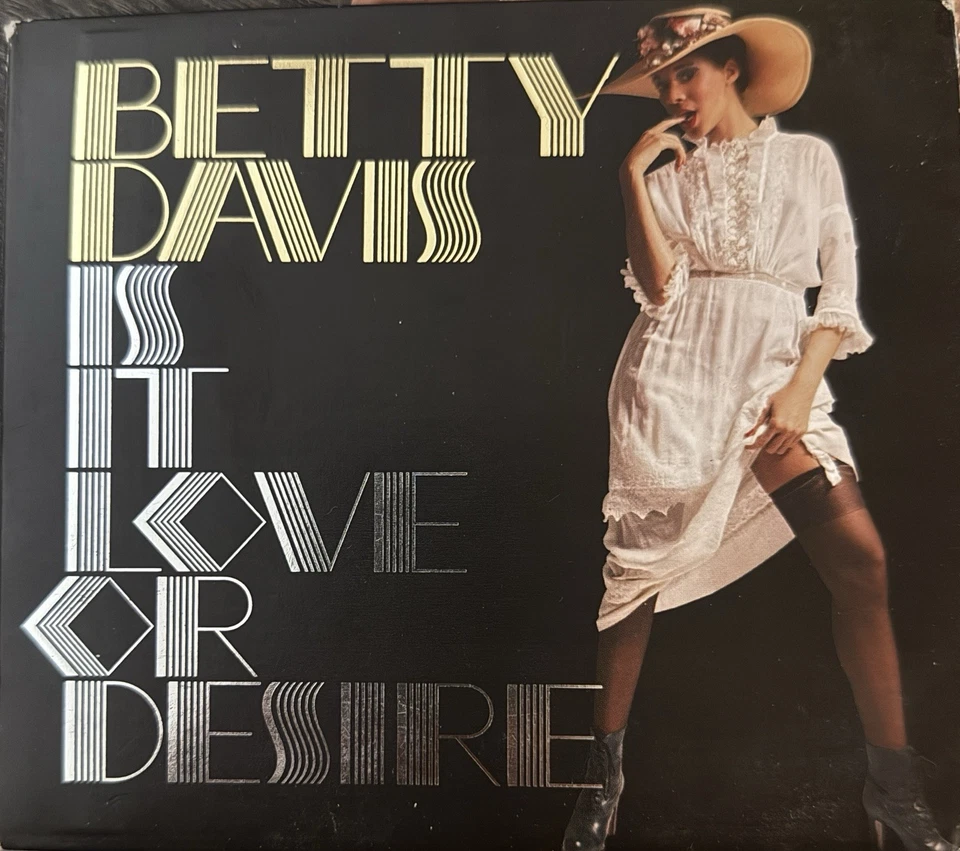 Betty Davis – Is It Love Or Desire CD (Light In The Attic LITA 047 OOP) Foto 1 de 3