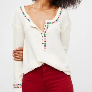Free People We The Free Regenbogen Thermo Henley Langarm Oberteil Boho süß Small - Bild 1 von 12