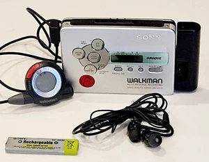Sony Recording Walkman WM-GX674 (20th Anniversary Edition) telecomando da lavoro - Foto 1 di 12