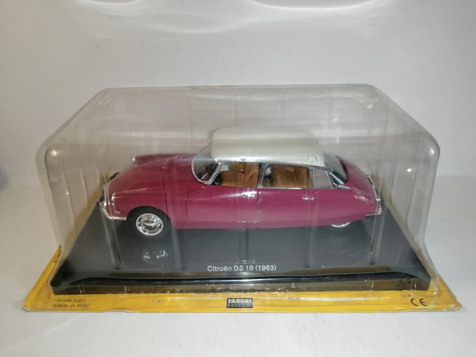 CITROEN DS 19 1963 QUATTRORUOTE SCALA 1/24 - Immagine 1 di 1