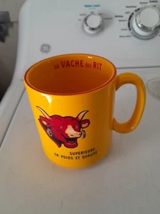 Taza de café The Laughing Cow (La Vache Qui Rit) queso amarillo hecha en Francia 1998 - Imagen 1 de 8