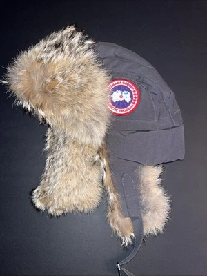 Sombrero de aviador Canada Goose para hombre - piel de coyote real 5187M grafito L/XL auténtico Foto 1 de 4