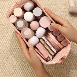 Wear Resistant Travel Cosmetic Organizer With Multiple Compartments Practical - Picture 1 of 12