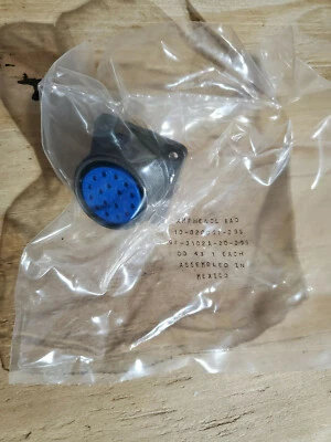 Amphenol 97-3102A-20-29S MIL Spec Circular Connectors - Image 1 of 4
