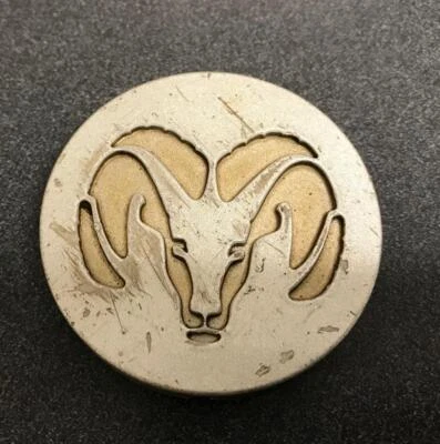 *DOD 107* Tapacubos centrales Mopar, Chrysler, Dodge Silver 5DD62 39699 Foto 1 de 2