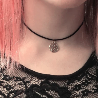 Collana nera Pentacolo con ciondolo Stella Wicca Argento in Corda da Uomo Donna - Immagine 1 di 4