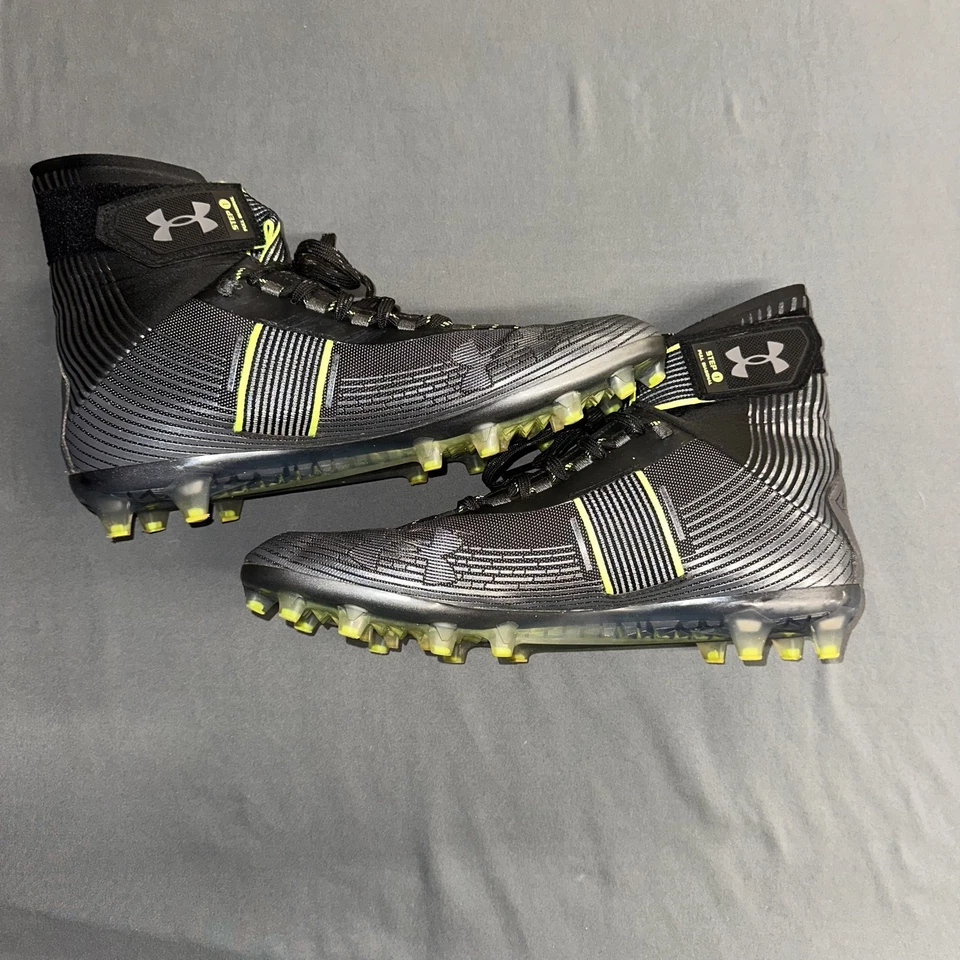 Botines de fútbol Under Armour UA Highlight MC 3023716-004 para hombre talla 13 negros/grises Foto 1 de 4