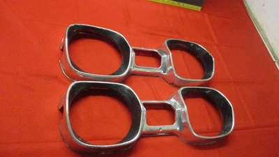 Oldsmobile Cutlass 442 Supreme 1967 par de bisel de faros Foto 1 de 4