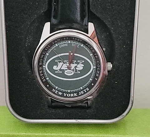 NY Jets Mens Classic Sports Watch Leather Band Licensed NFL Fan Gear - NOS New Cover