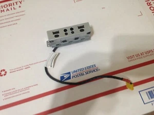 Lenovo ThinkServer TS130 1105 Front USB Port Assembly with wires - Picture 1 of 2