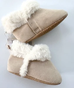 Old Navy Baby Booties 6-12 months Suede Faux Fur Slip On Cozy Light Taupe - Picture 1 of 5