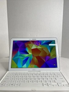 Samsung Tab PRO SM-T900 - 32GB - 12.2in Tablet - With Keyboard Stand - Picture 1 of 4