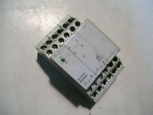 DOLD IN7824.21/100 SAFEMATE SICHERHEITSRELAIS 5S VERZÖGERUNG 3A/250VAC 24VDC VERSORGUNG P2973 - Bild 1 von 6
