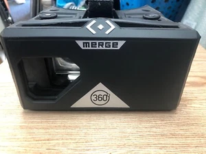 Merge 360 VR Virtual Reality Goggles Headset Black for iPhone Android - Afbeelding 1 van 4