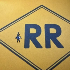 925 Sterling Silver Winnie The Pooh Charm With Sapphire - Picture 1 of 5