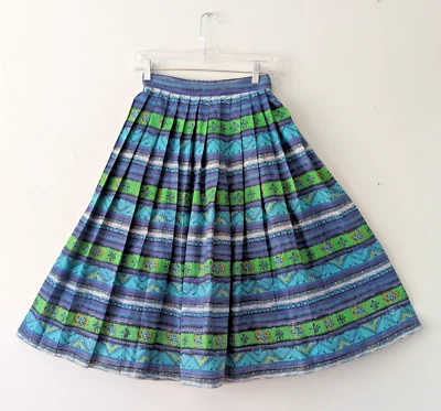Falda midi vintage años 50/60 hecha a mano algodón percal plisada estampado étnico 24" Tiki Foto 1 de 4