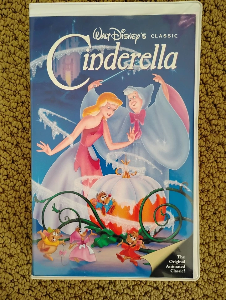 Cinderella (The Original Animated Walt Disney Classic VHS домашнее видео) - Изображение 1 из 1