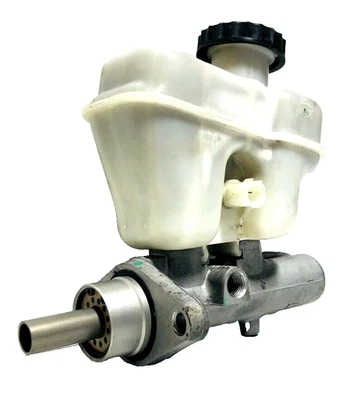 Главный цилиндр и резервуар 2008-2012 Ford Escape Mariner V6 3,0 л от оригинального производителя 8L8Z2140c - Изображение 1 из 4