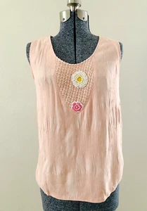 Vintage Textured Silk Tank Top with Hand Crocheted Carnation Flowers - Picture 1 of 5