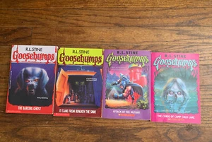 LOT OF 4 VINTAGE 1990's GOOSEBUMPS PAPERBACK BOOKS- R.L. STINE - Picture 1 of 3