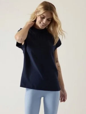 Camiseta híbrida de seda ATHLETA M mediana | Top azul marino #466738 NUEVA Foto 1 de 4