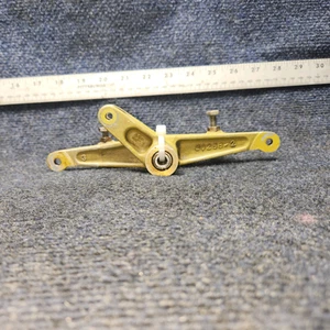 22748-000 | PIPER PA-24-250 | Aileron Bellcrank Assembly LH - Picture 1 of 8
