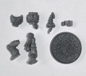 Warhammer 40k World Eaters Khorne Berzerker Cuerpo y Base (F) - Imagen 1 de 2