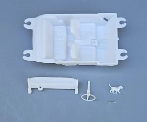 AMT 1/25 1964 MERCURY COMET CALIENTE INTERIOR Y PIEZAS RELACIONADAS - Imagen 1 de 1