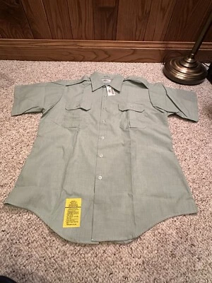 DSCP Camisa Militar Abotonada Adulto 17 Verde Hombres Guarnición JROTC Informal NUEVA Foto 1 de 4