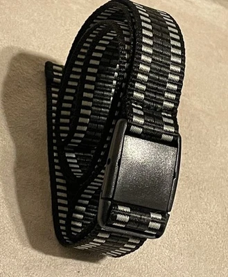 Cinturón Hombre Tejido Negro Verde Bronceado Hebilla de Liberación a Empuje Talla 36 (42: sin hebilla) Foto 1 de 4