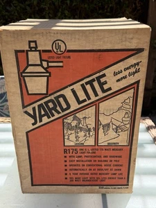 Vintage ITT Yard Lite R175 Yard Light - New Old Stock Sealed Box - Picture 1 of 9