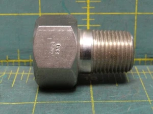 Unbranded 304 SS Pipe Fitting Straight Adapter 1/2" Male NPT x 1"-20 Female - Picture 1 of 4