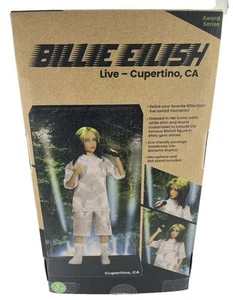 Billie Eilish Live-Cupertino. Modellino bambola moda CA - Foto 1 di 5