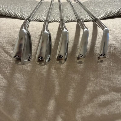 Nuevo Nivel 702 CB 6-PW Dynamic Gold AMT Blanco S300 Diestro Foto 1 de 4