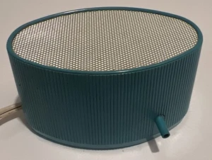 VINTAGE MCM 60’s 70’s  AQUARIUM AIR PUMP AIWA Japan Works! Aqua Blue w Mesh Top - Picture 1 of 6