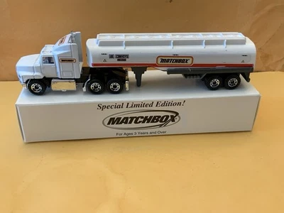 Matchbox Convoy Ford Aeromx Petrol Tanker “Matchbox Convoy” See Description - Image 1 of 4