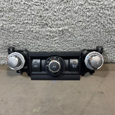 2010 - 2013 Toyota 4runner Climate Controls (OEM) Black - Image 1 of 4