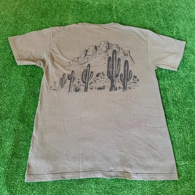 Camiseta Call Your Mother Desert Cactus Gráfica Verde Oliva Cuello Redondo - Talla M Foto 1 de 4